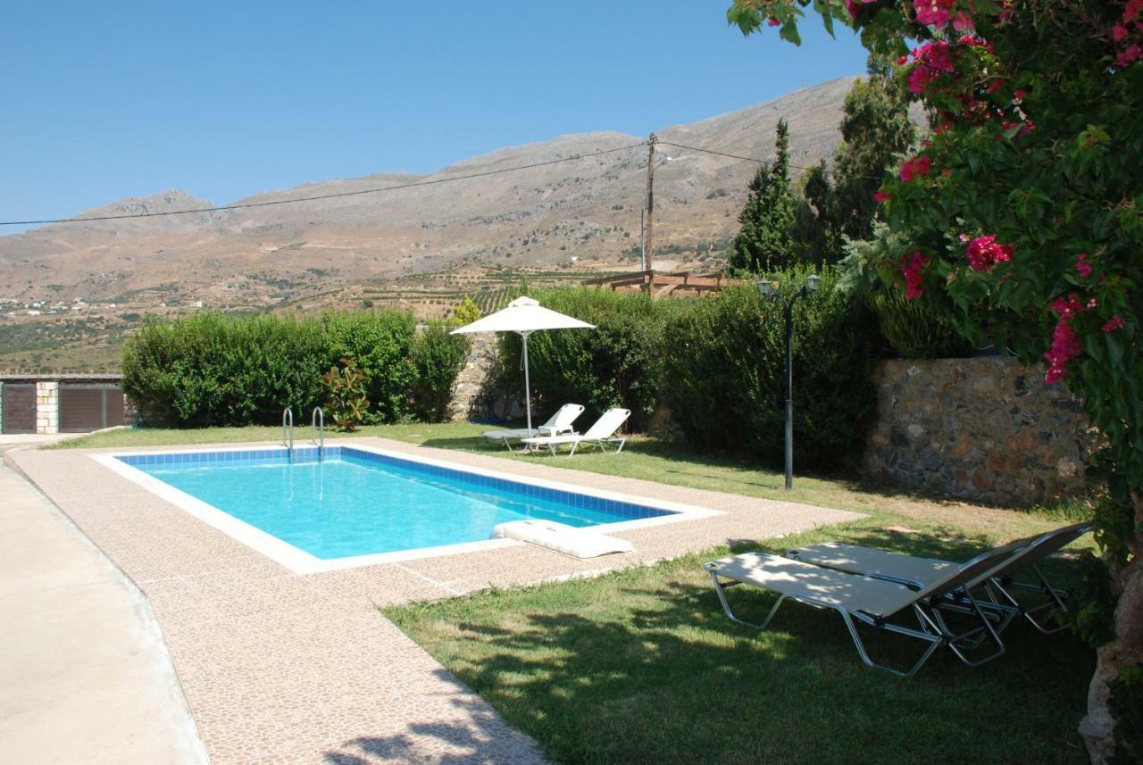 Villa With A Pool In Lefkogia Lefkogeia Luaran gambar