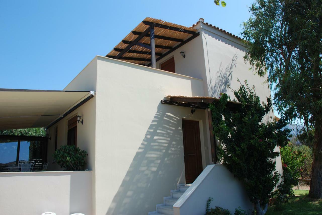 Villa With A Pool In Lefkogia Lefkogeia Luaran gambar